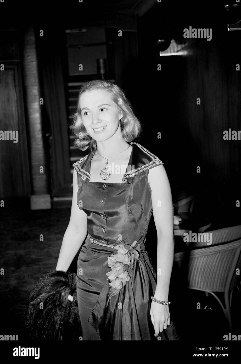 Swedish actress Mai Zetterling at the Adelphi Theatre, London, attending the opening of the West End season of Ram Gopal and his Indian Dancers and Musicians. Stock Photo