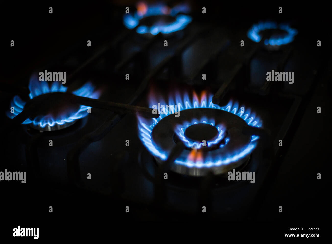 Hot blue flame hires stock photography and images Alamy