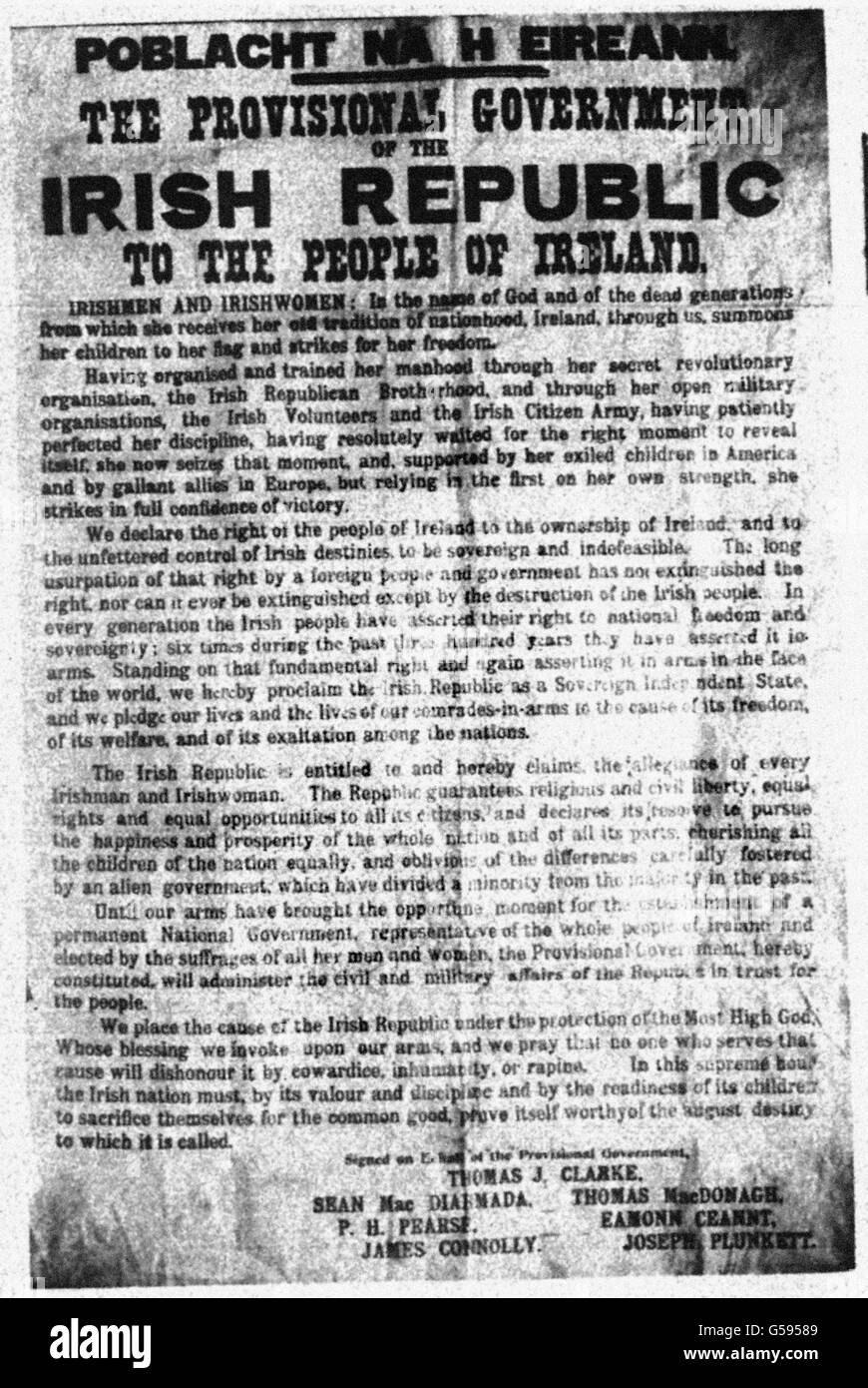 A poster issued by members of Sinn Fein proclaiming the creation of an Irish Republic. The rebellion in Dublin, which began on the 24th April, claimed the lives of 794 civilians and 521 soldiers and police. Stock Photo