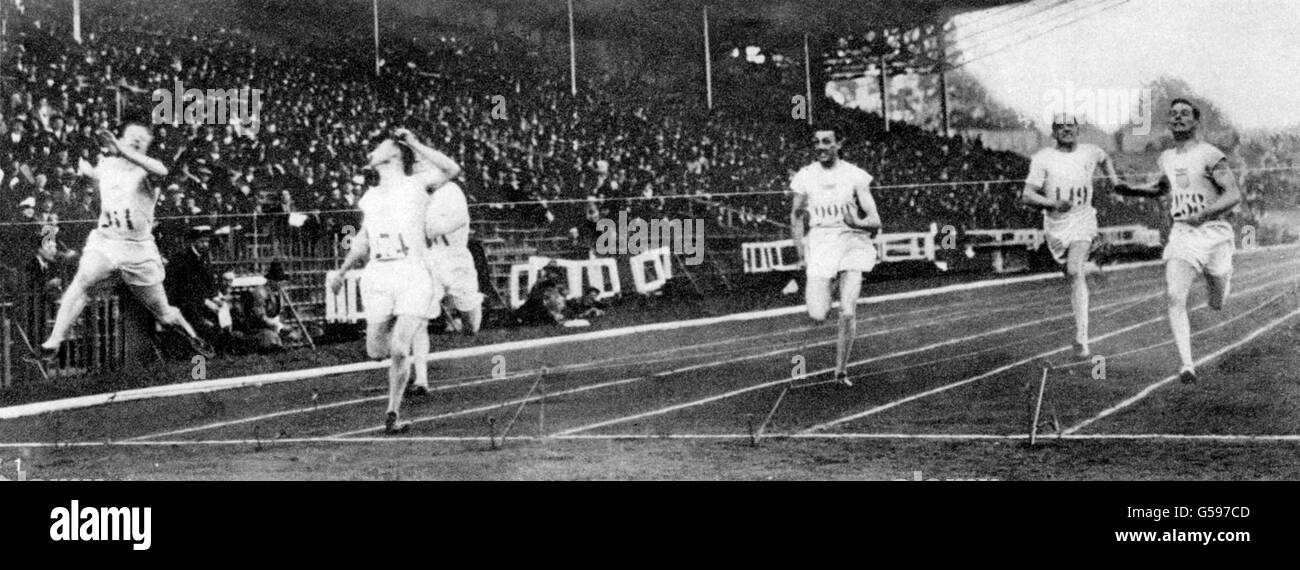 Olympic Games - Paris 1924 - Athletics - 200m Final - Stade Olympique Yves-du-Manoir, Paris Stock Photo
