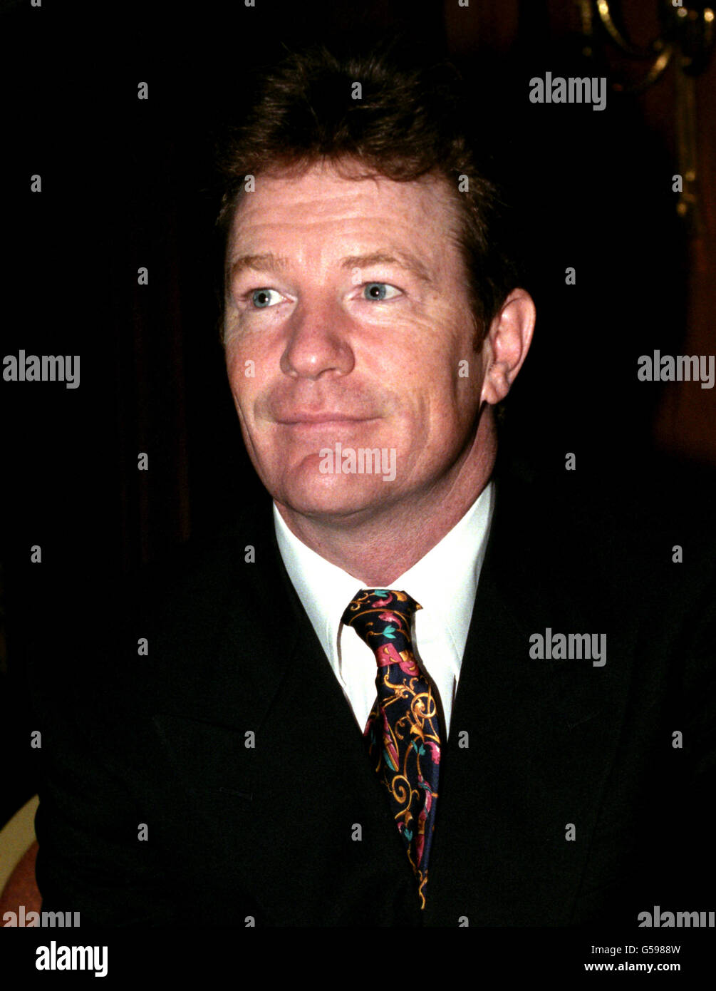 Comedian Jim Davidson, after he was named Showbusiness Personality of Year, at the Variety Club Awards in London. 12/12/97: Celebrates his birthday on 13/12/97. R/I: 25/01/01. Stock Photo