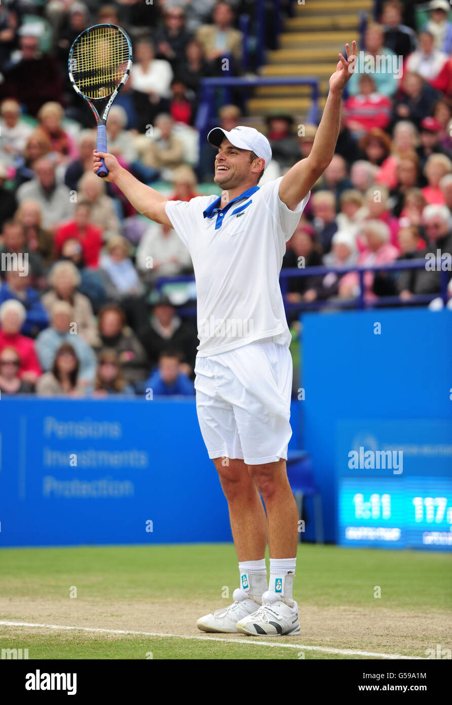 USA's Andy Roddick celebrates defeating Italy's Andreas Seppi during day six of the AEGON International at Devonshire Park, Eastbourne. Stock Photo