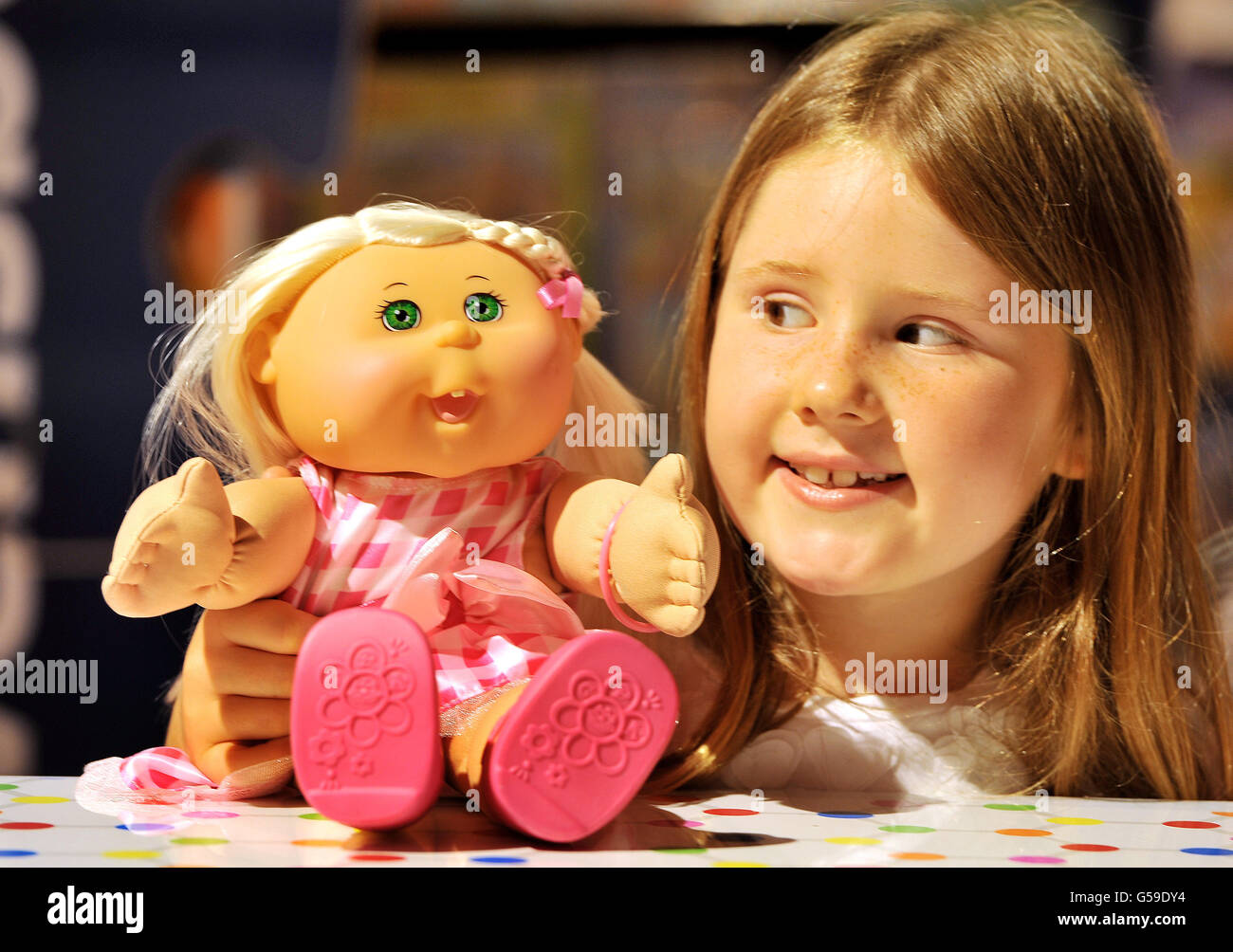 Cabbage patch kids christmas hi res stock photography and images Alamy