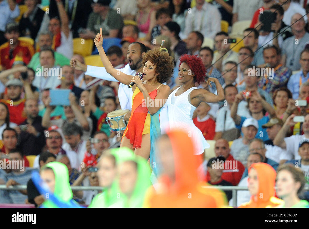 Soccer - UEFA Euro 2012 - Final - Spain v Italy - Olympic Stadium. Singer Oceana performs her song Endless Summer, the anthem of Euro 2012 Championships Stock Photo