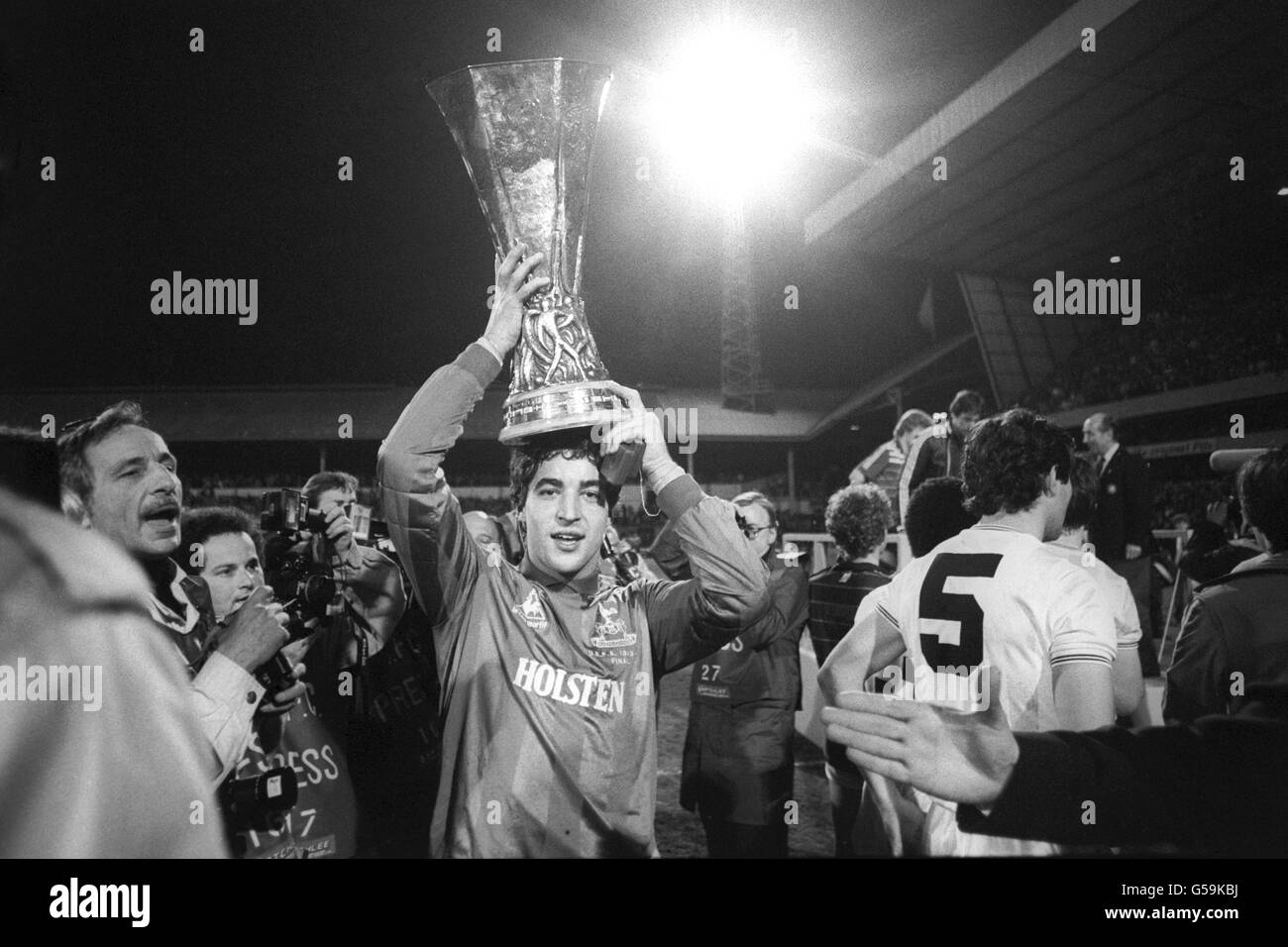 Tottenham Hotspur's young goalkeeper Tony Parks with the UEFA Cup trophy at White Hart Lane in London. The young goalie saved two penalties against Anderlecht after extra-time in the UEFA Cup Final second leg. With the score at 1-1 (2-2 agg) after extra time, Spurs won the trophy by beating the Belgian side 4-3 in a penalty shoot-out. Stock Photo