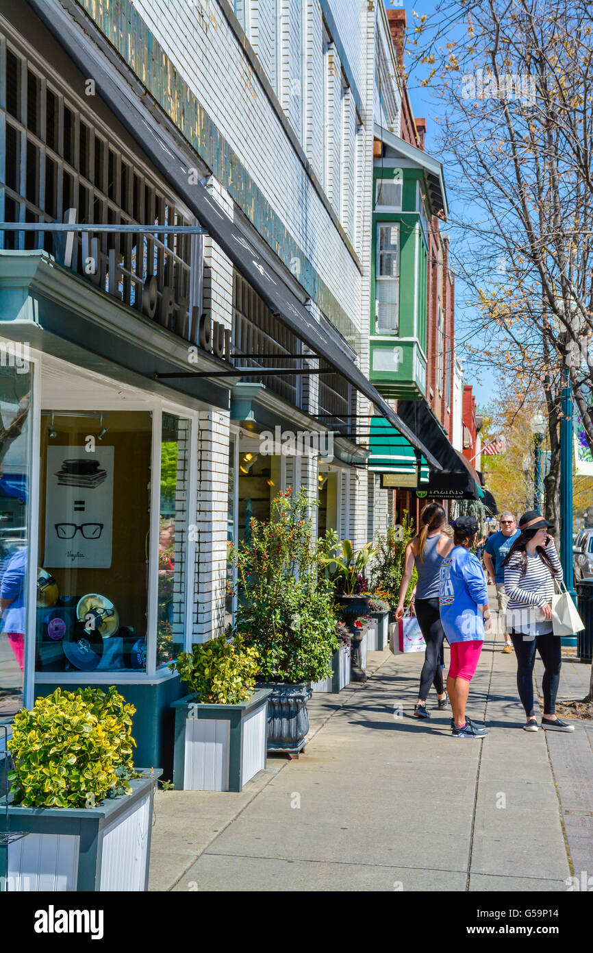 People enjoy shopping and strolling down Main Street in Historic Downtown Franklin, TN Stock Photo