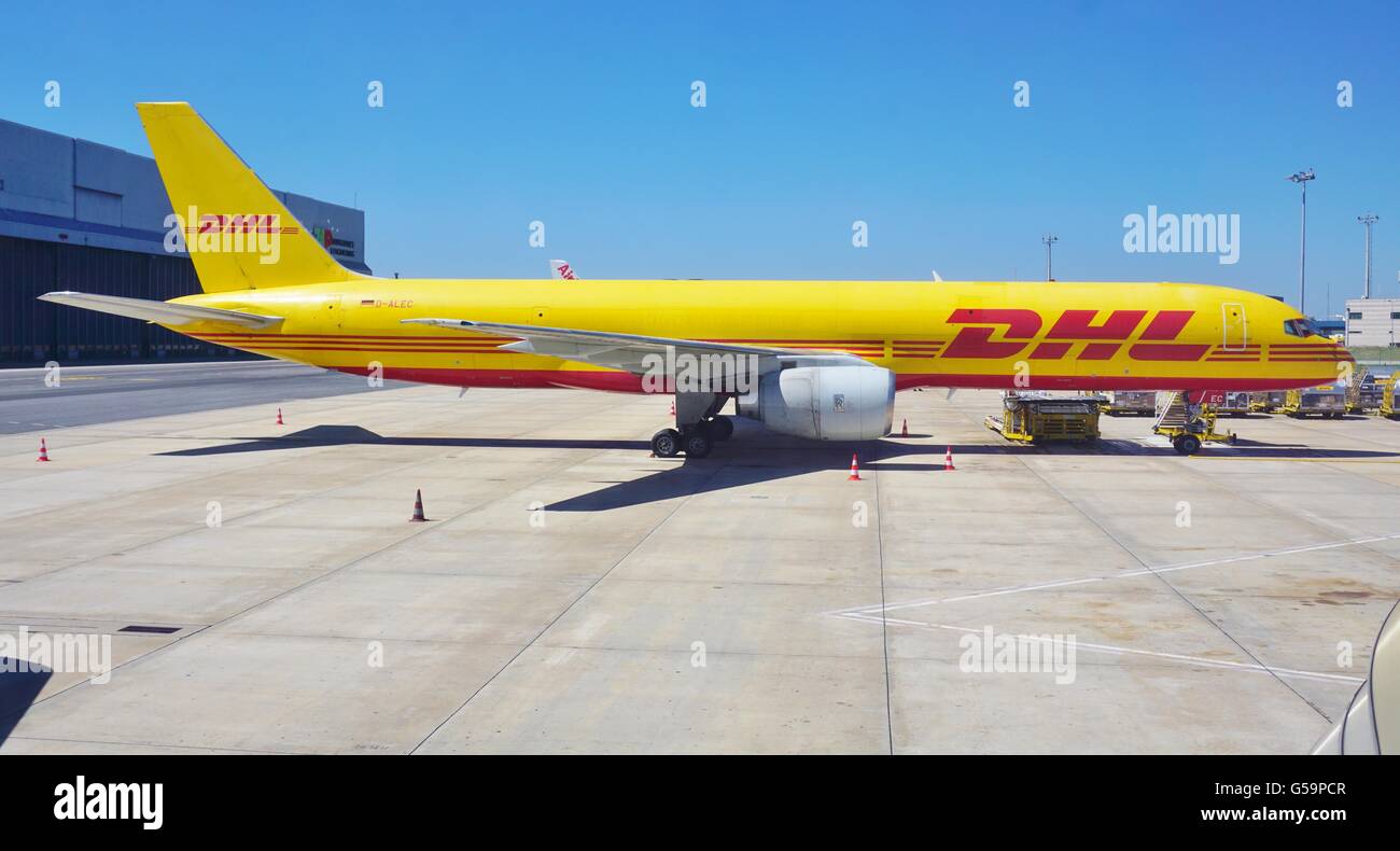 A yellow and red Boeing 757 airplane from international shipping