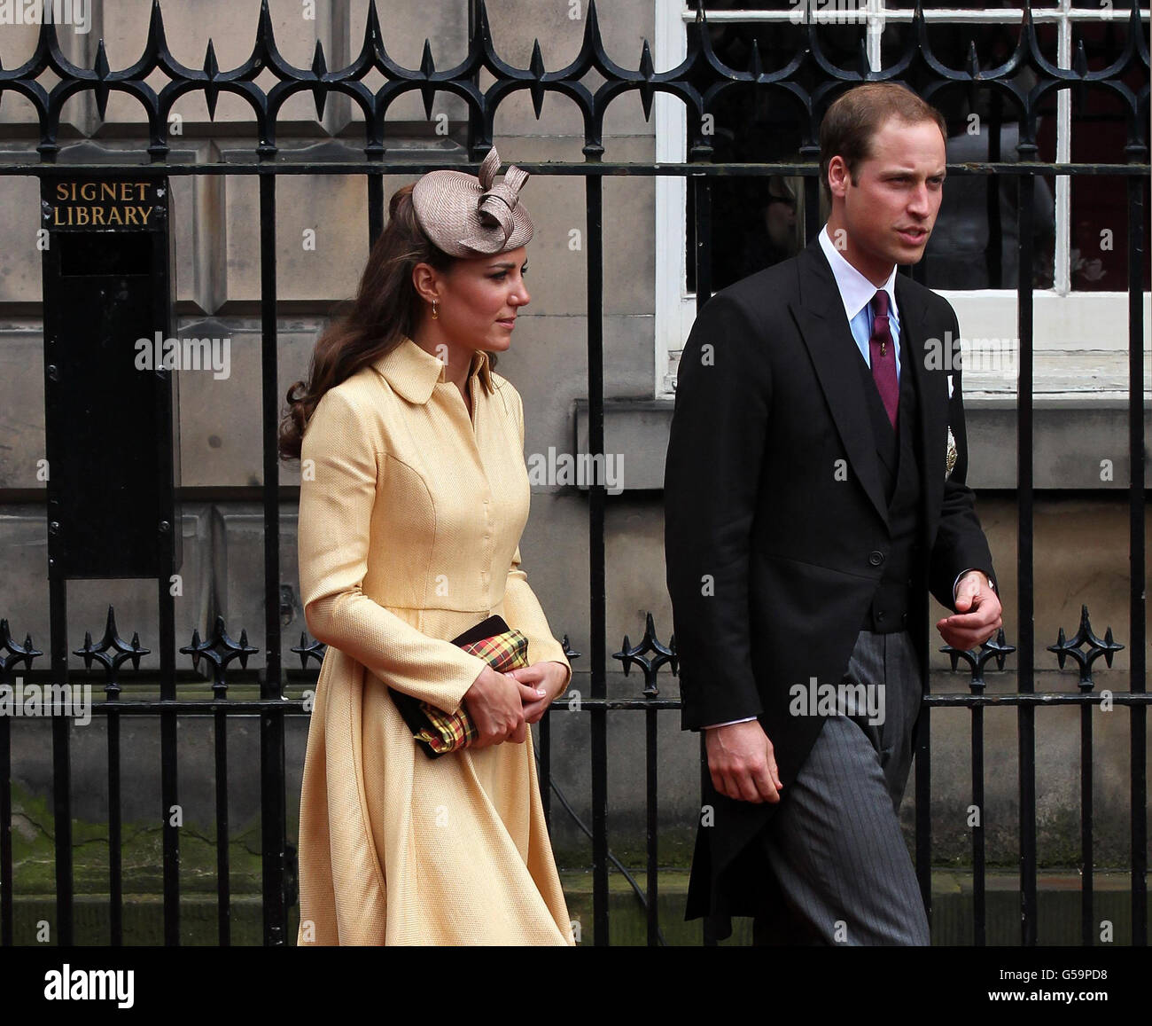 Duke cambridge installed knight thistle hi-res stock photography and ...
