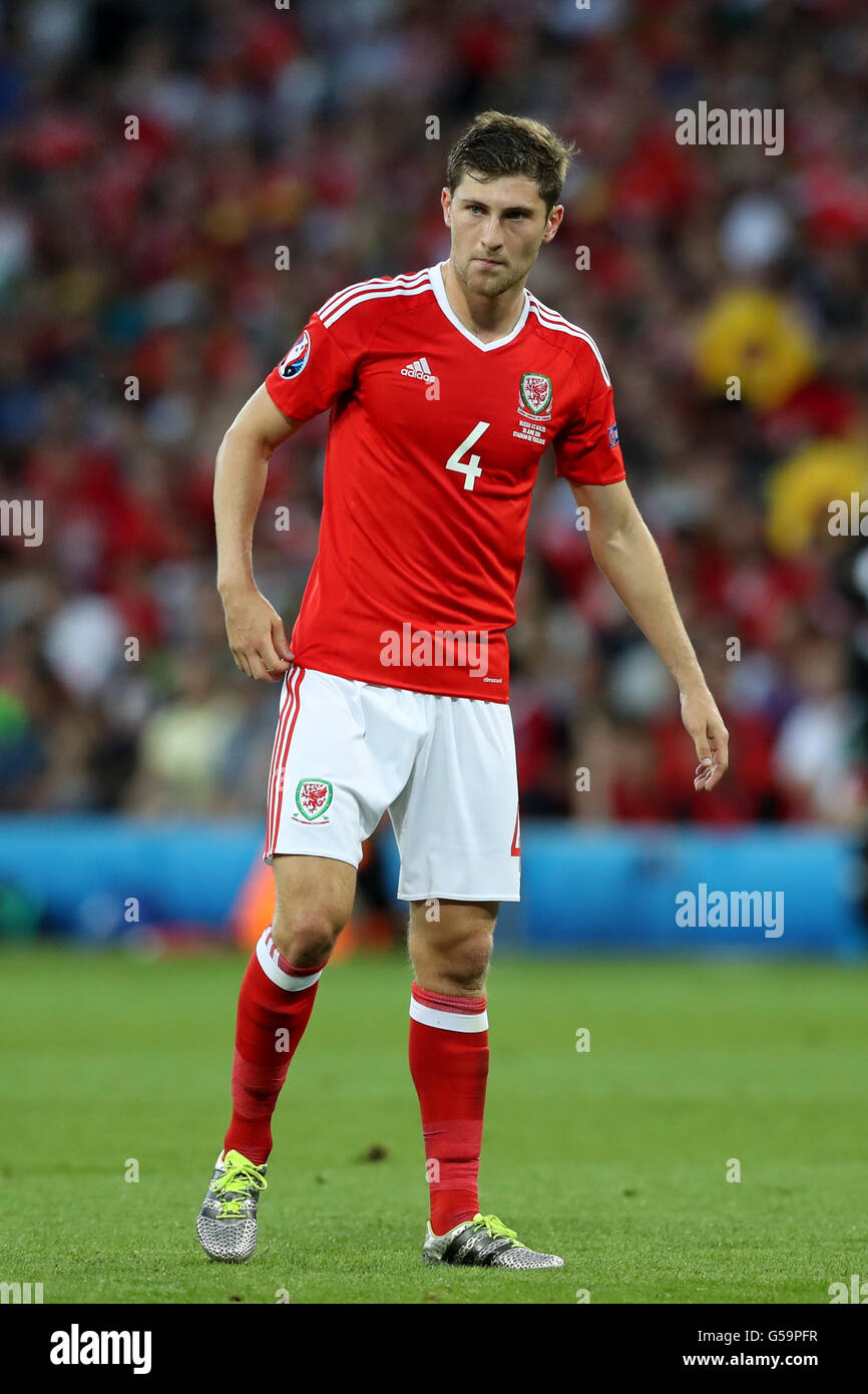 Wales Ben Davies During The Uefa Euro 16 Group B Match At Stadium Municipal Toulouse Press Association Photo Picture Date Monday June 16 See Pa Story Soccer Wales Photo Credit Should
