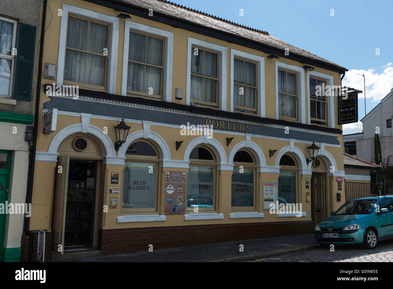 Porters public house on Looe Street Plymouth Stock Photo Alamy