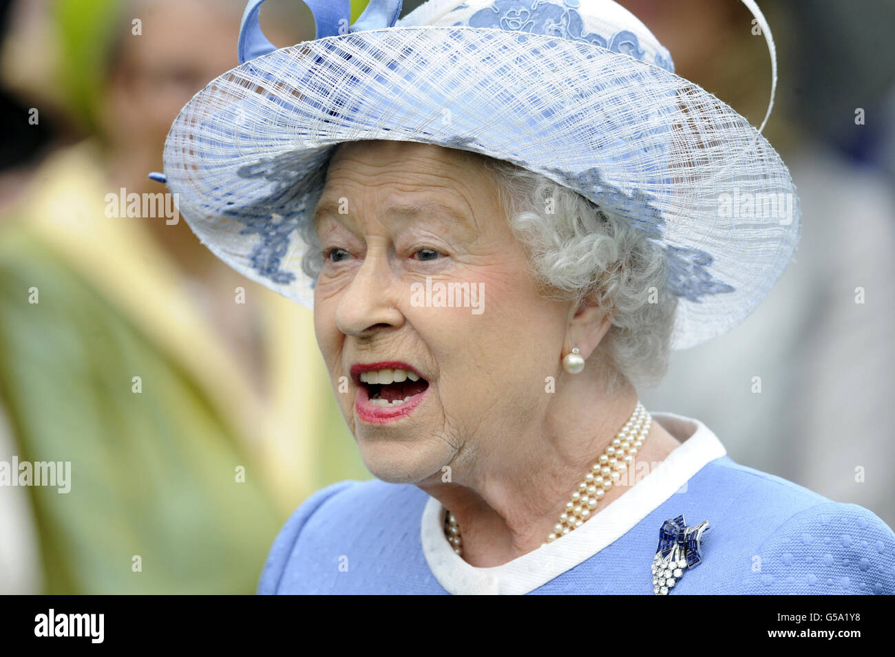 Queen elizabeth ii attends royal garden party holyrood palace hires