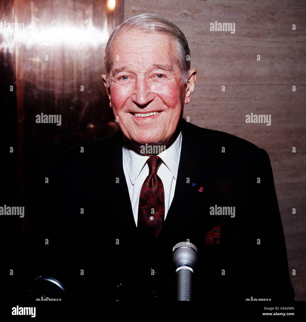 MAURICE CHEVALIER 1968: French entertainer Maurice Chevalier smiles for the camera at a London Press conference for the start of his farewell tour. Stock Photo