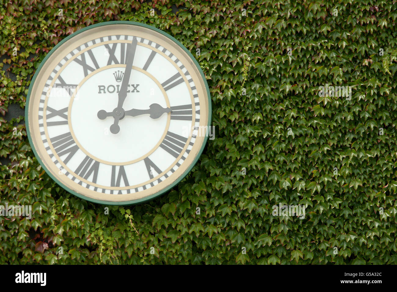 Rolex clock wimbledon tennis championships hi-res stock photography and  images - Alamy