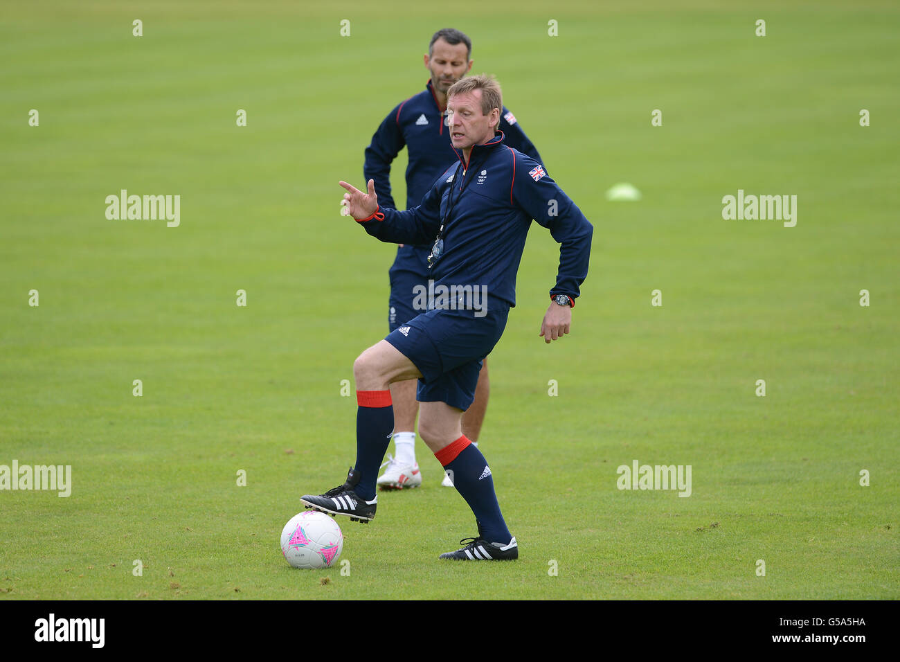 Ryan Champney Great Britain football coach Stuart Pearce and captain Ryan Giggs ...