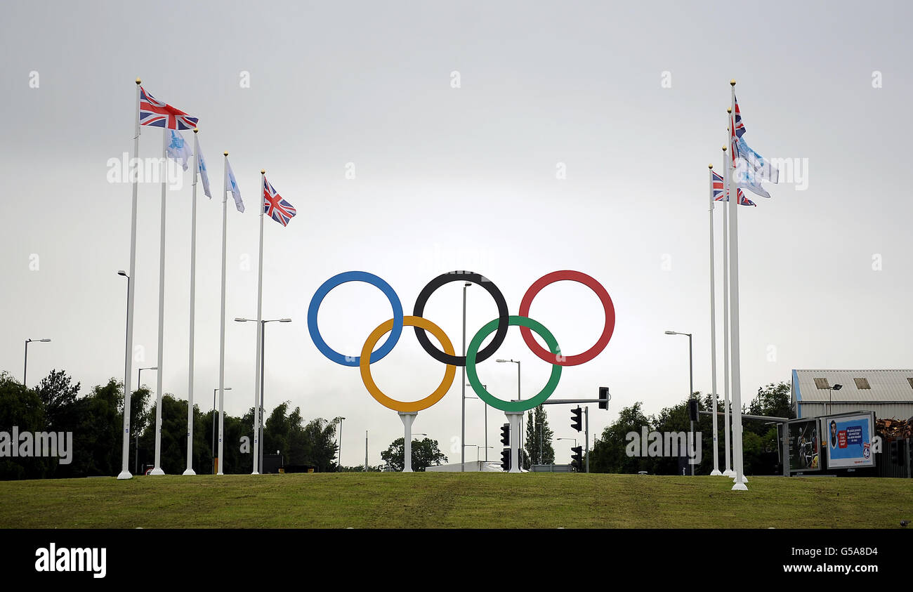 Olympic rings on roundabout outside ricoh arena hires stock