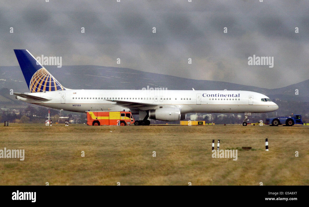 Emergency landing in new york hires stock photography and images Alamy