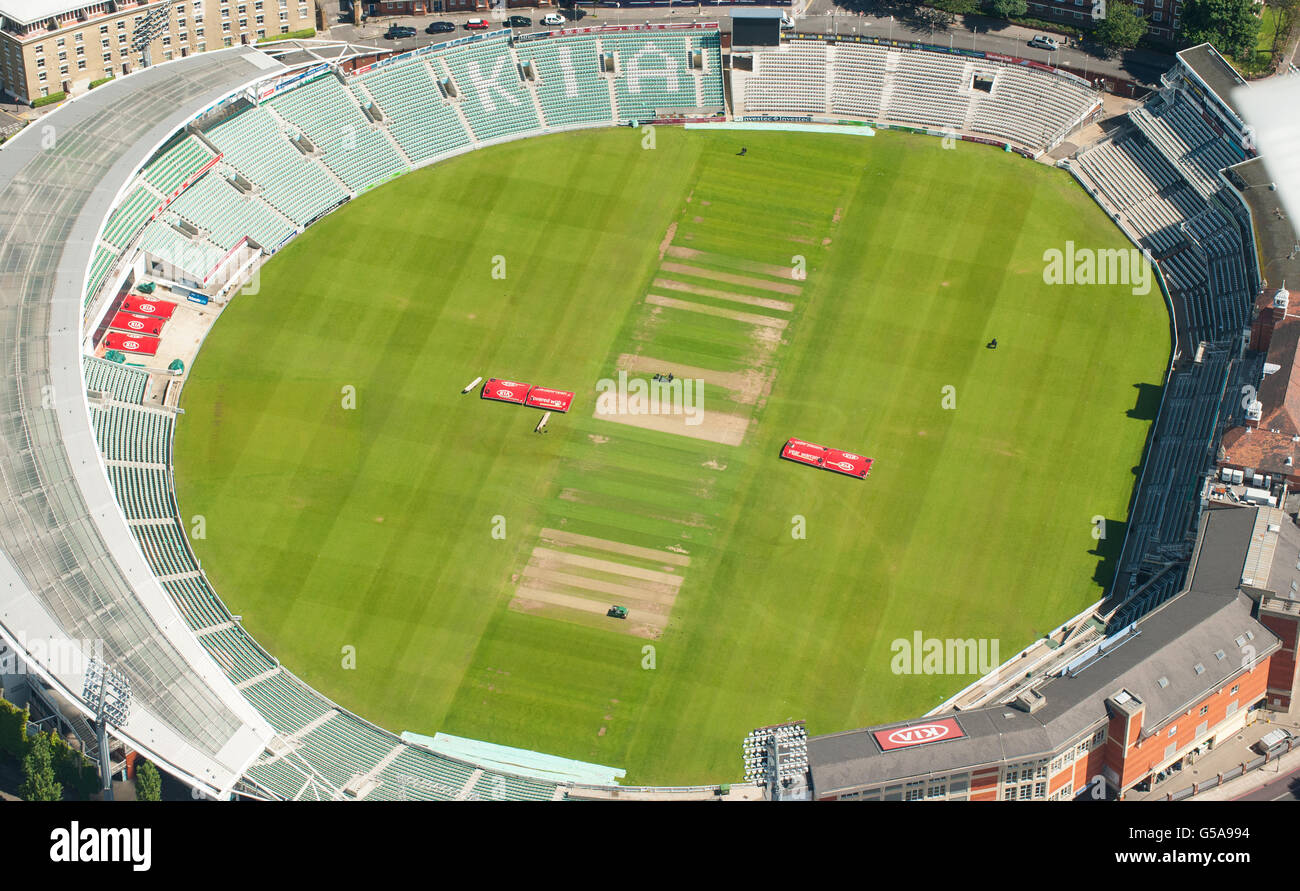 Oval cricket ground aerial hires stock photography and images Alamy