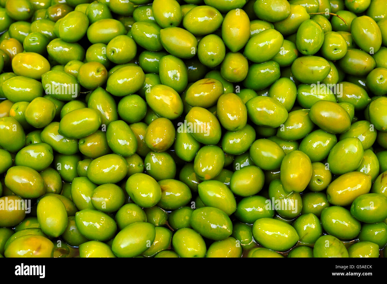 Olive oil wallpaper hires stock photography and images Alamy
