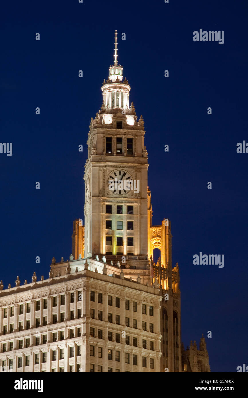 Wrigley clock tower chicago hi-res stock photography and images - Alamy