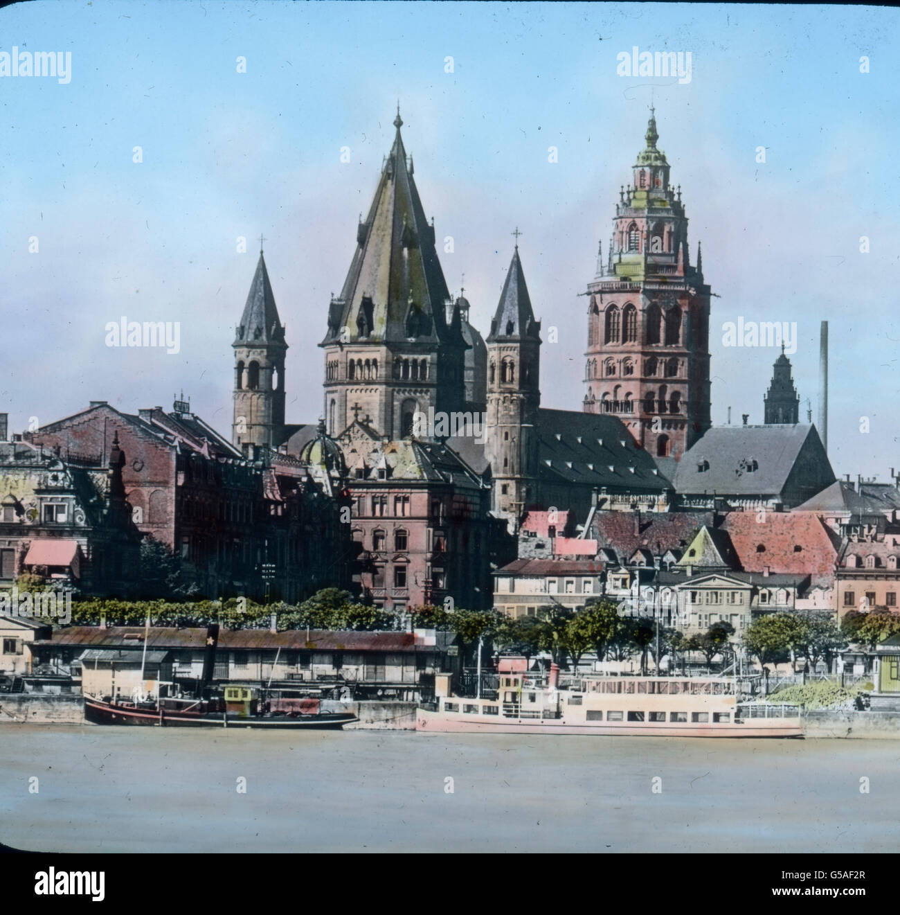 Was der Dom zu Köln am Niederrhein ist der Dom zu Mainz am Mittelrhein