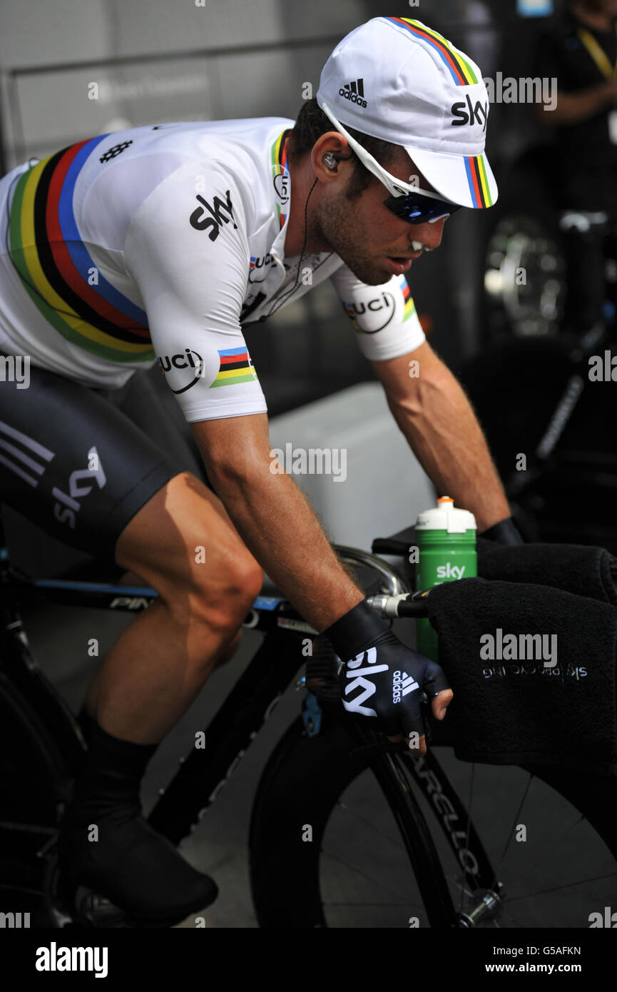Mark Cavendish warms up outside his team bus during the Prologue Stage of the 2012 Tour de France in Liege, Belgium. Stock Photo