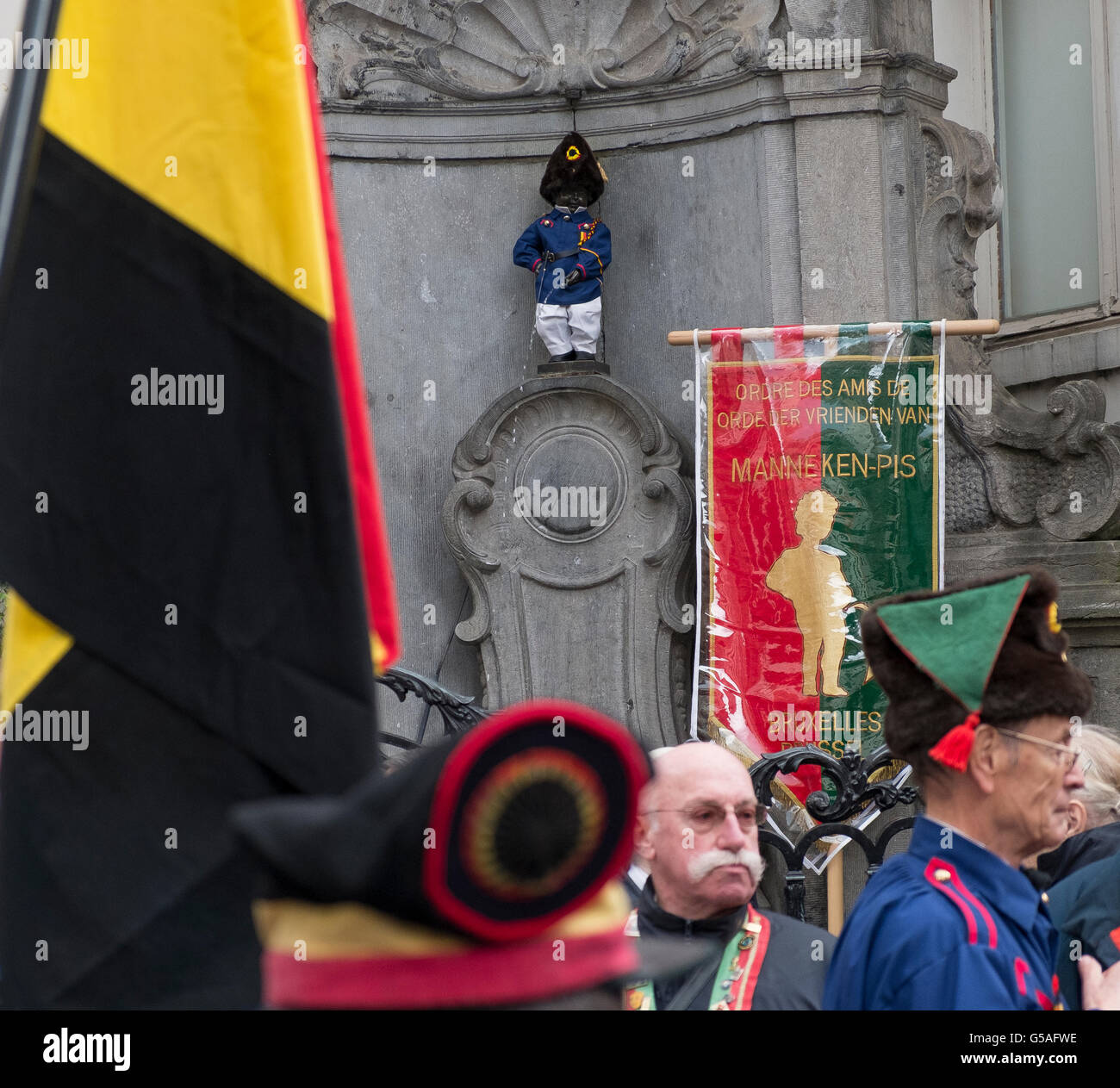 manneken pis dressed as belgian volunteer 1830 Stock Photo