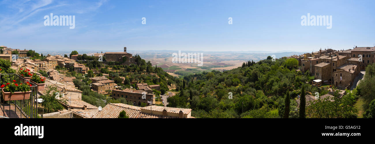 Countryside panorama in the Val D'Orcia - Tuscany - Italy Stock Photo ...