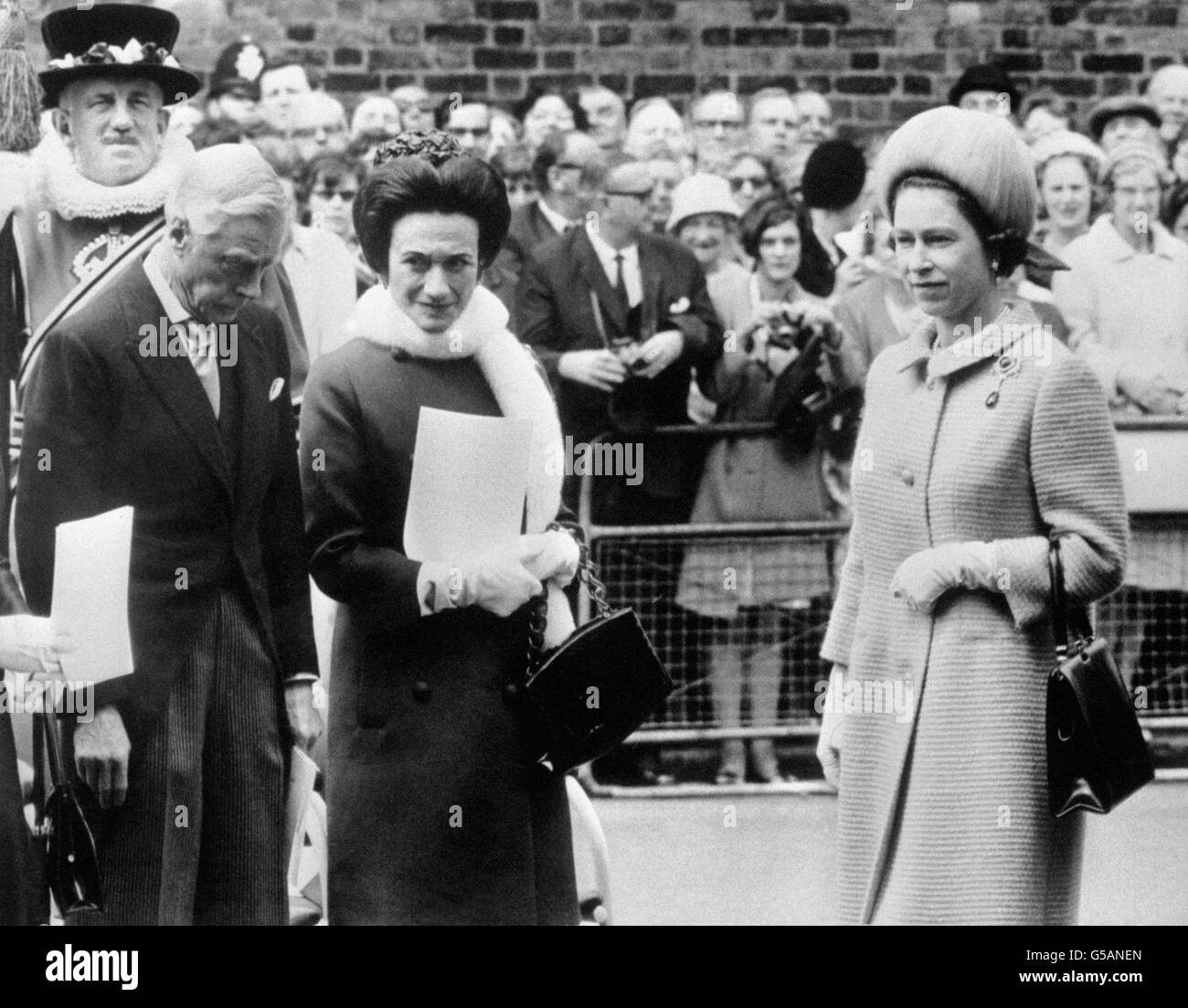 Plaque of queen mary hires stock photography and images Alamy