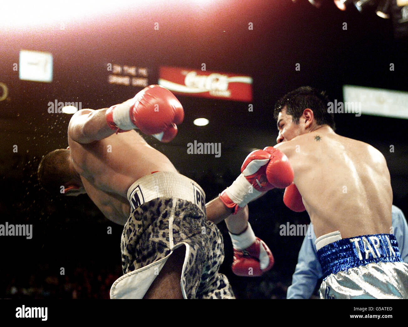 USA Barrera v Naseem Hamed Stock Photo - Alamy USA Barrera v Naseem Hamed Stock Photo - Alamy