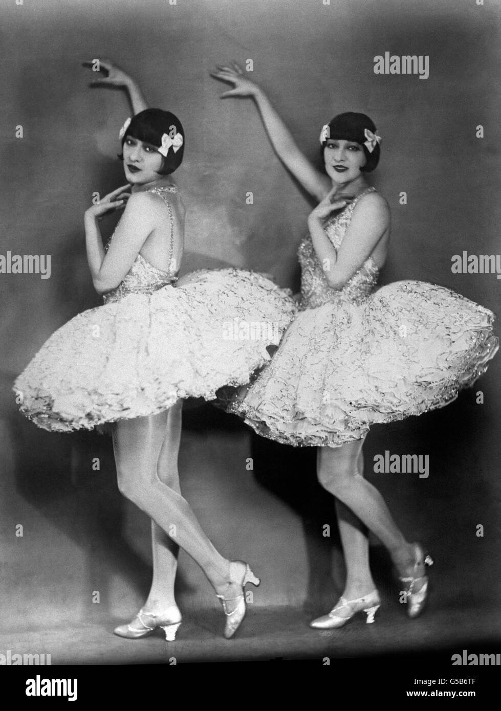 Vaudeville Dancers - 'Dolly Sisters' - Paris Stock Photo