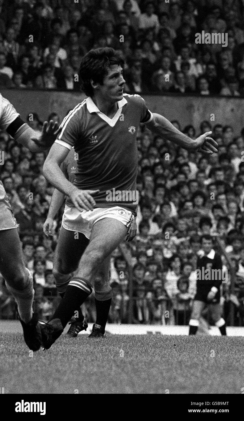 Frank Stapleton Stock Photo Alamy