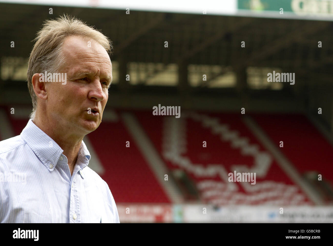 New Nottingham Forest manager Sean O'Driscoll is unveiled to the media