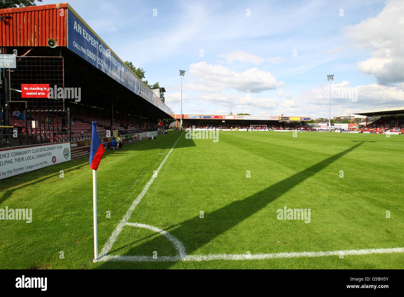 Soccer - Pre Season Friendly - York City v Oldham Athletic - Bootham Crescent Stock Photo