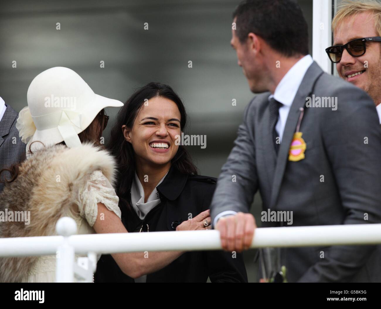 Actress Michelle Rodriguez during Ladies Day of the Glorious Goodwood Festival at Goodwood Racecourse, Chichester. Stock Photo