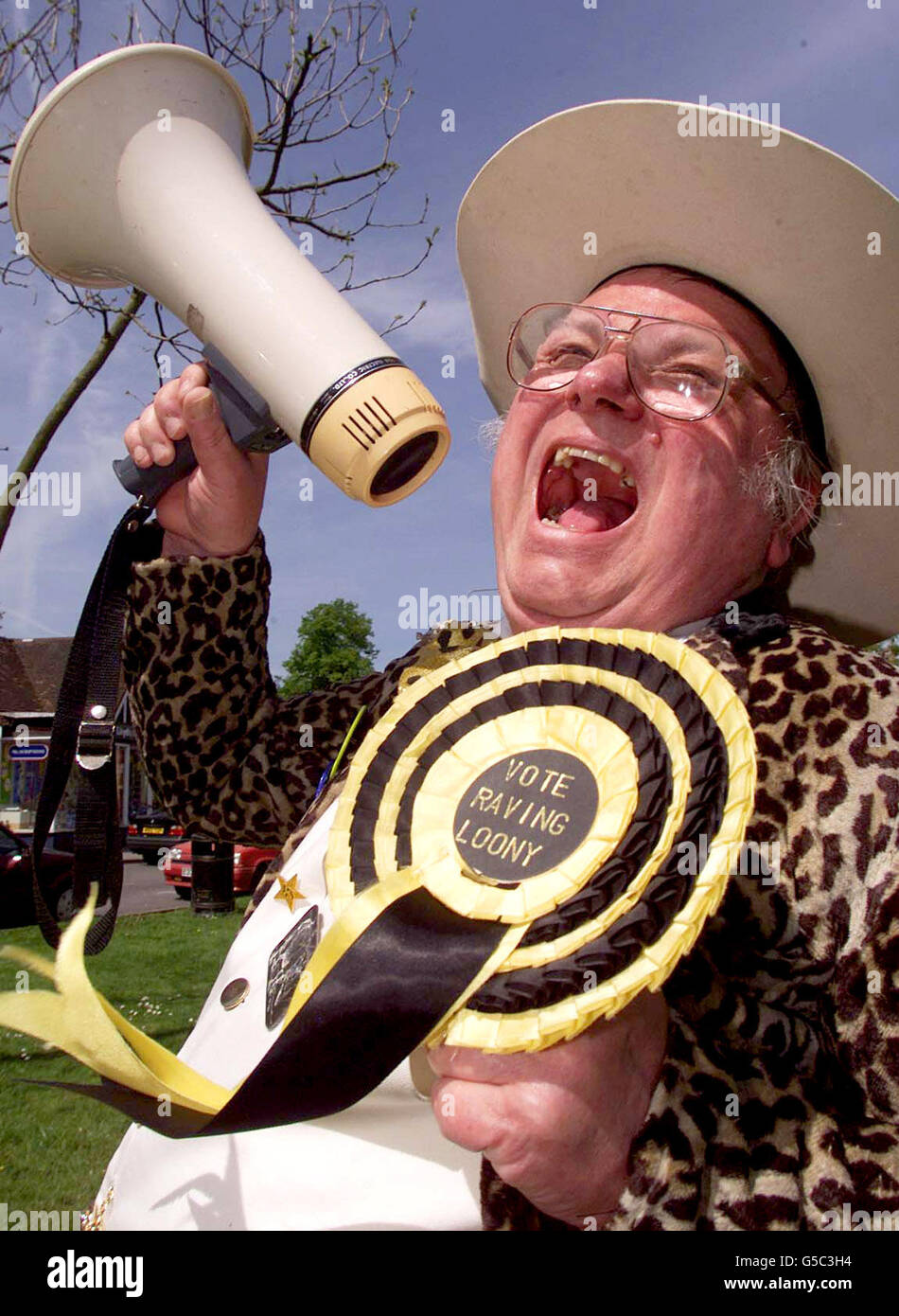 Monster raving loony party rosette hires stock photography and images