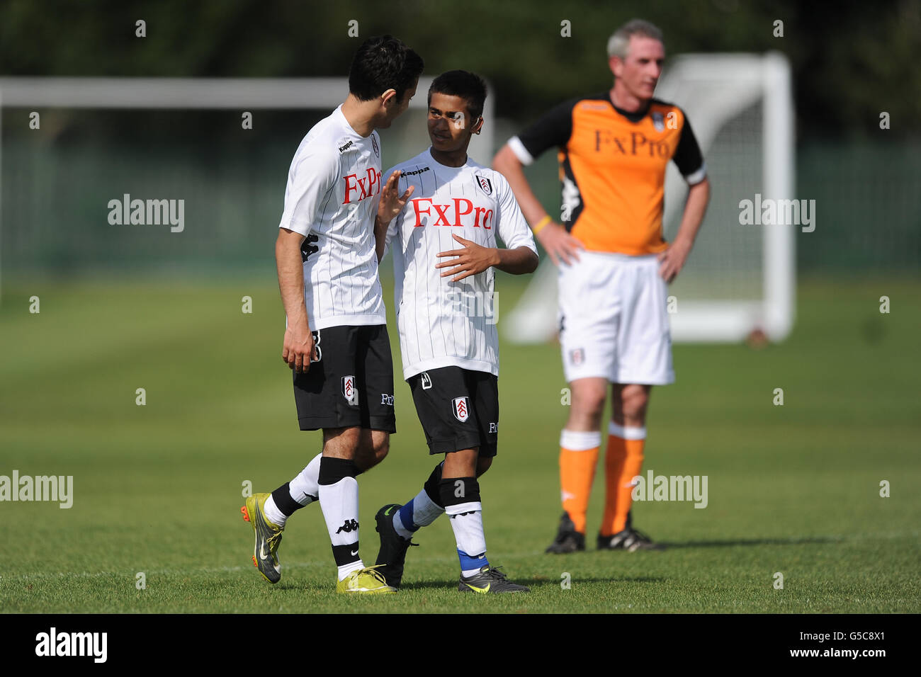 Soccer - Fulham DFC Open Day - Motspur Park. Fulham DFC's Jacob Willis (l) with Ross Ward Stock Photo