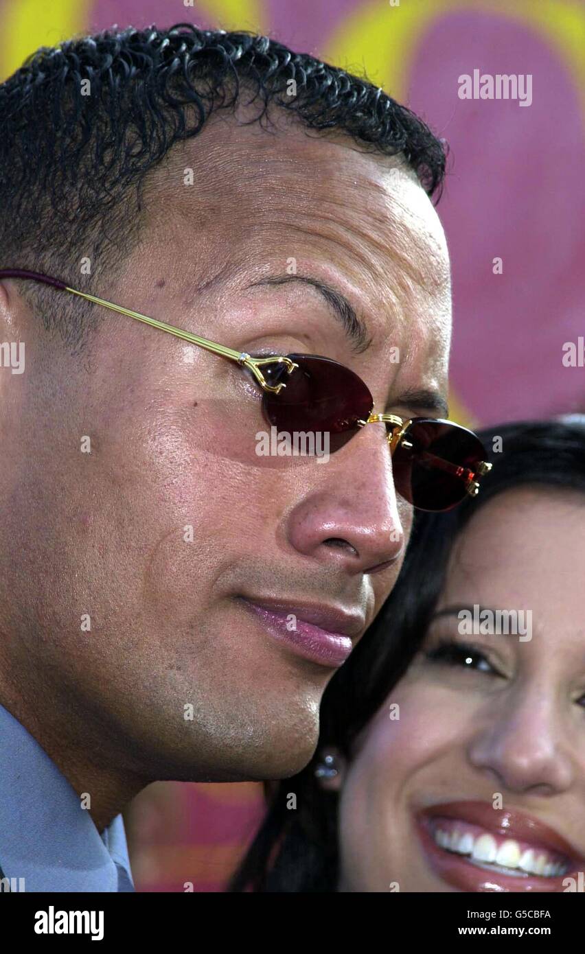 Dwayne Johnson, aka The Rock, leaves A!Bodytech gym in Copacabana Rio de  Janeiro, Brazil - 11.04.11 Stock Photo - Alamy