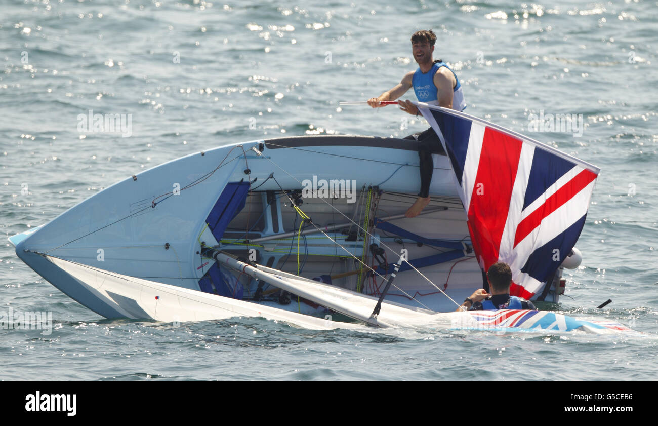 Great Britain's Luke Patience (top) and Stuart Bithell (in the water ...