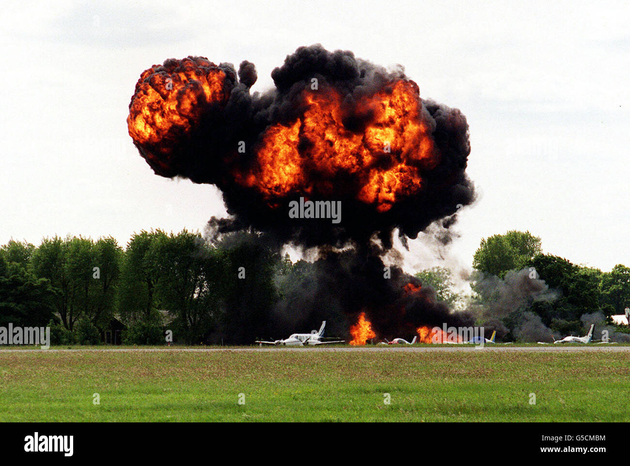 A singleseater American King Cobra crashes to the ground killing its