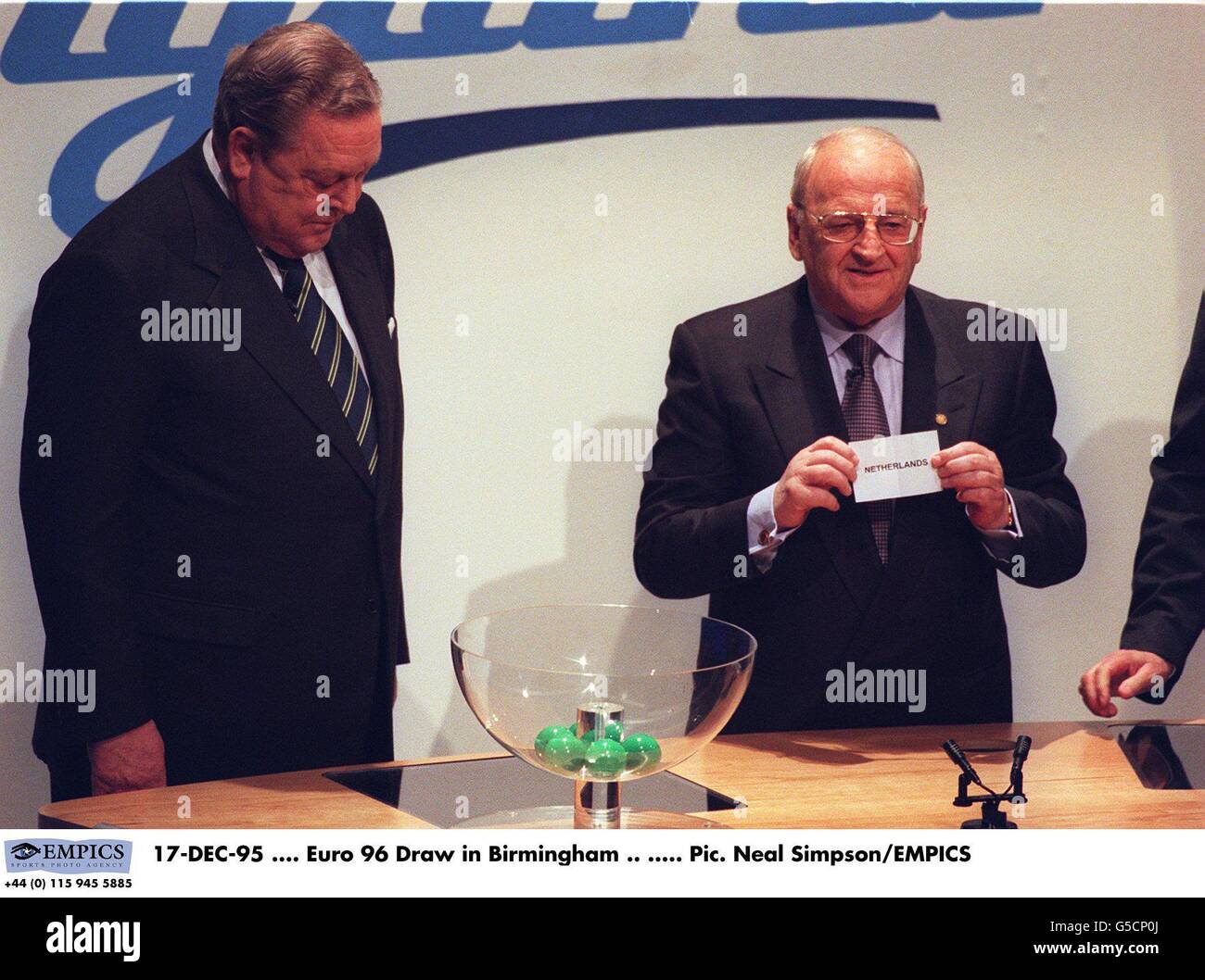 Euro 96 draw hi-res stock photography and images - Alamy