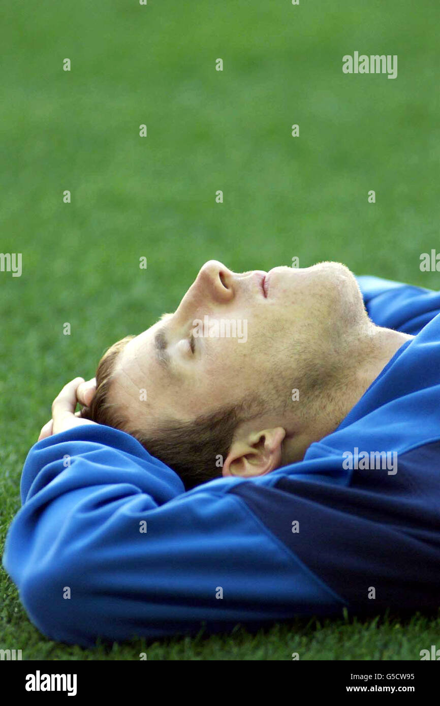 Leeds United's Lee Bowyer, who has been banned from his sides match against Valencia, during training ahead of the UEFA Champions League Semi-Final, second-leg match in Spain. Stock Photo