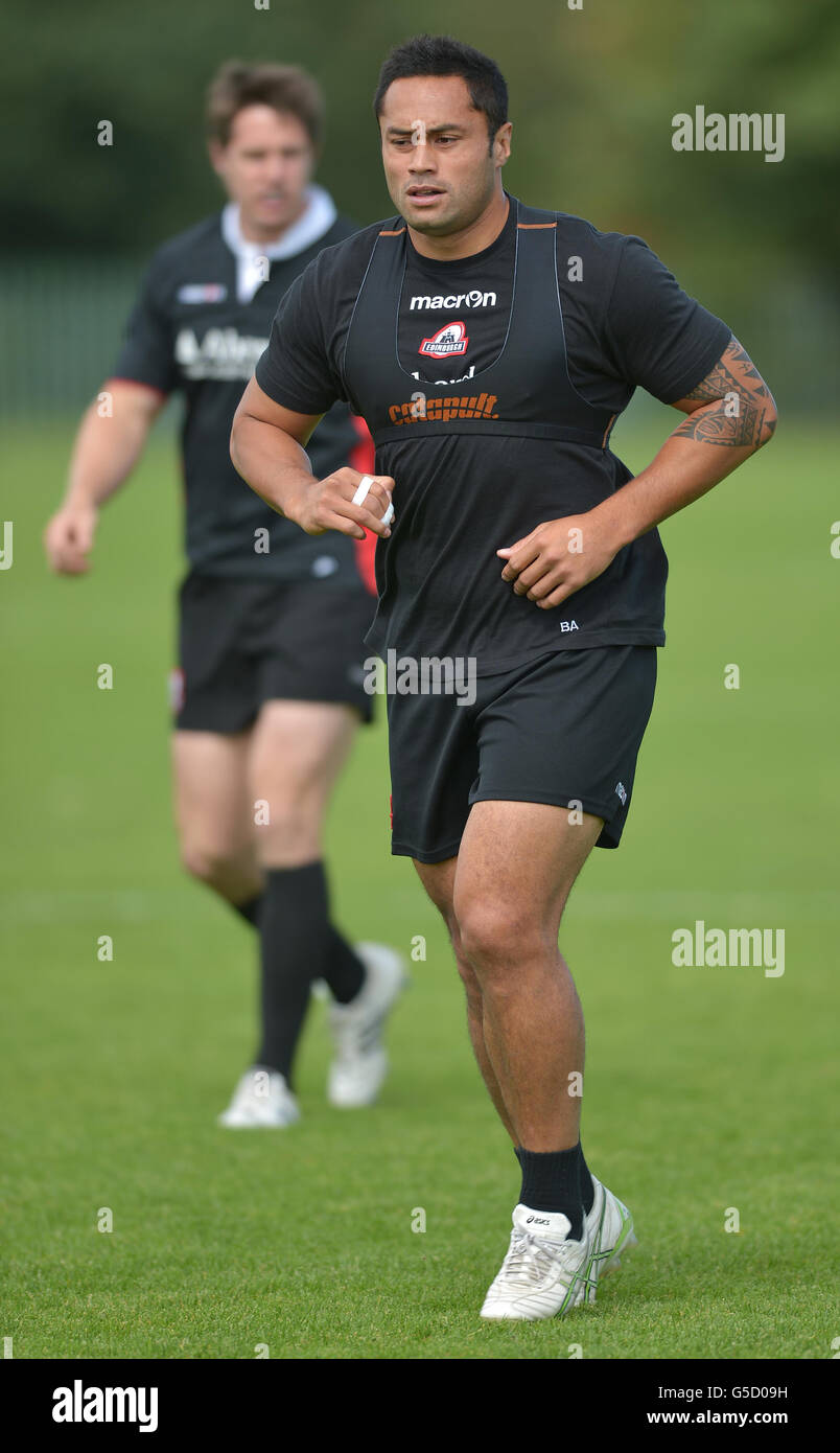 Edinburgh rugbys ben atiga training session murrayfield stadium hi-res ...