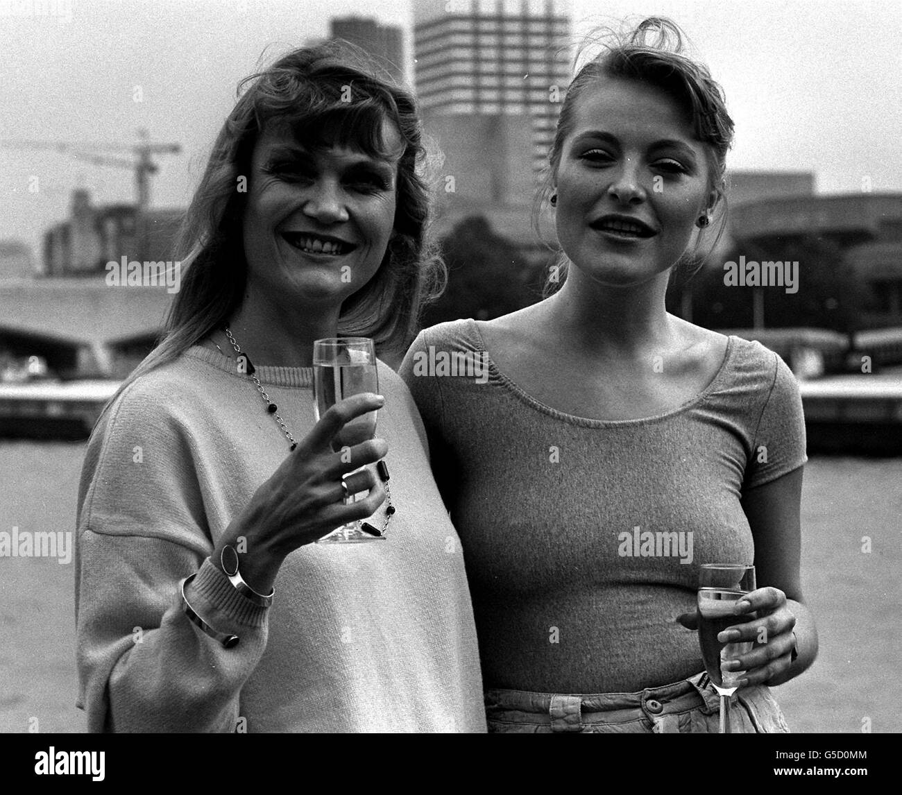 Rhea Seehorn,Aliocha Schneider Hot pictures Elisa Gabrielli,Ella Rattigan USA Simran Pareenja 2014,Leah Dizon (b. 1986 Non-Japanese, American-born. Adult gallery Thalia,Nicole Forester
