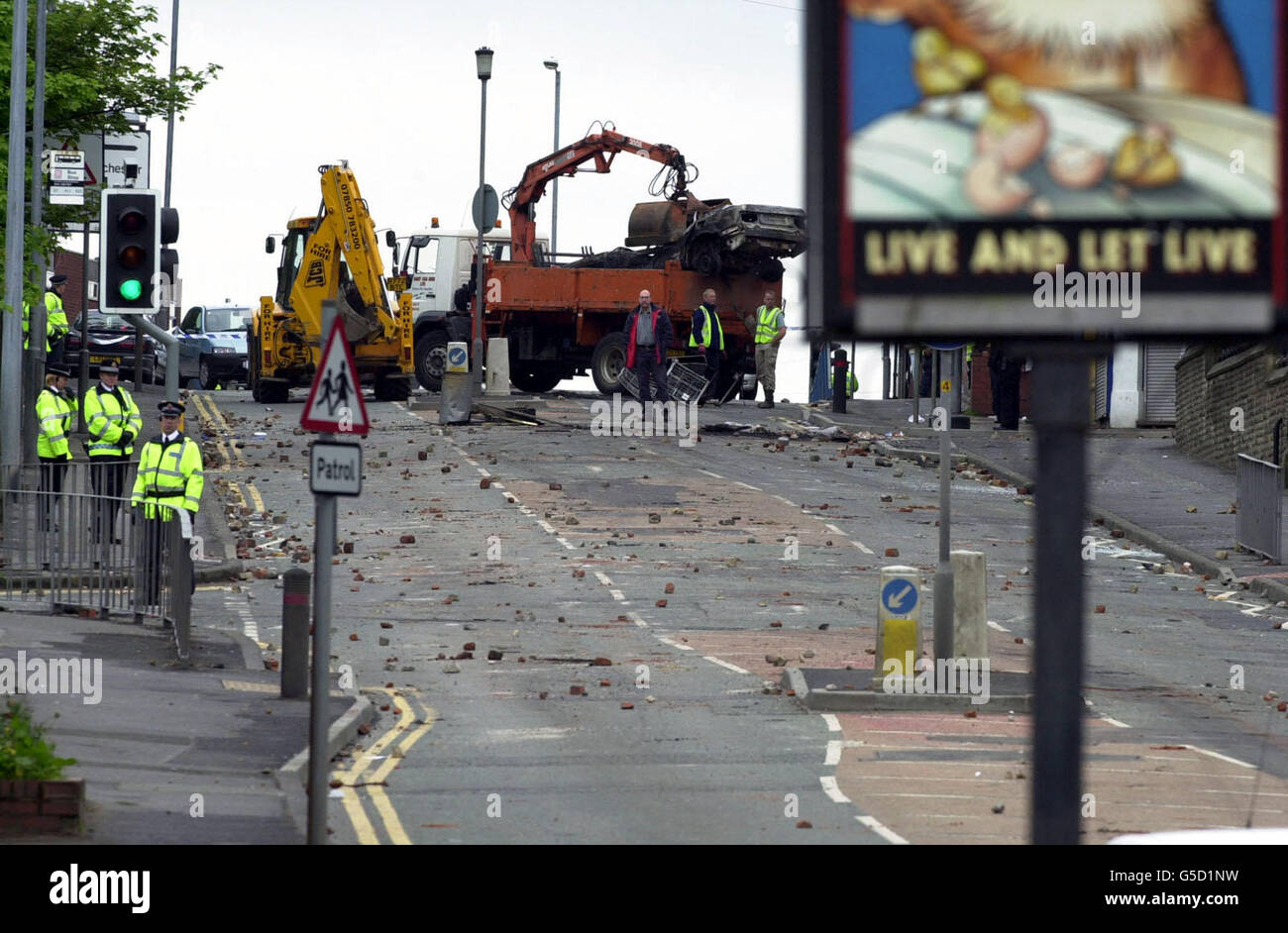 Oldham Riot Police Mayreview Stock Photos & Mayreview Stock Images - Alamy