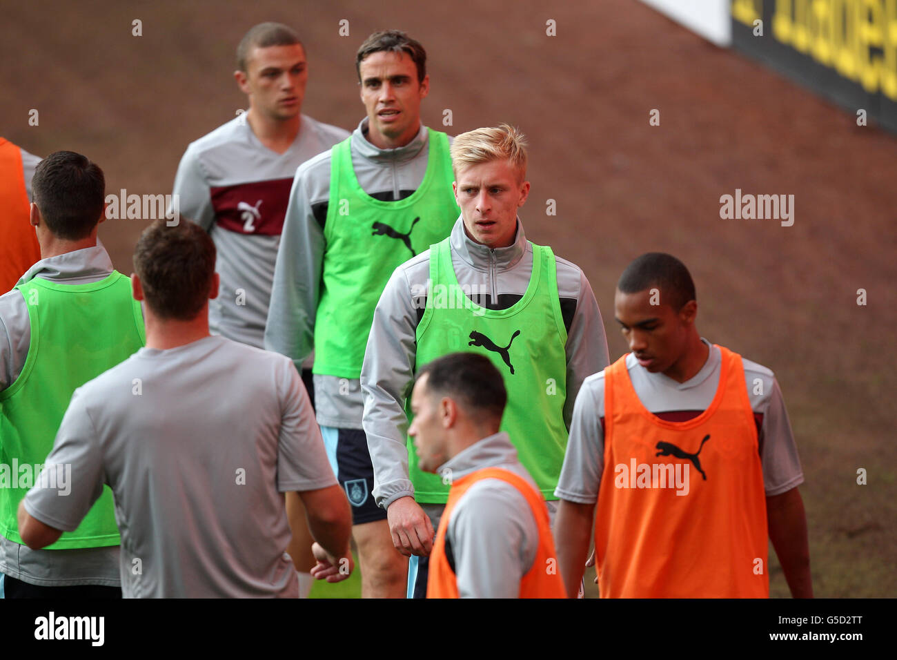 Soccer - npower Football League Championship - Middlesbrough v Burnley - Riverside Stadium. Burnley players during the warm up Stock Photo