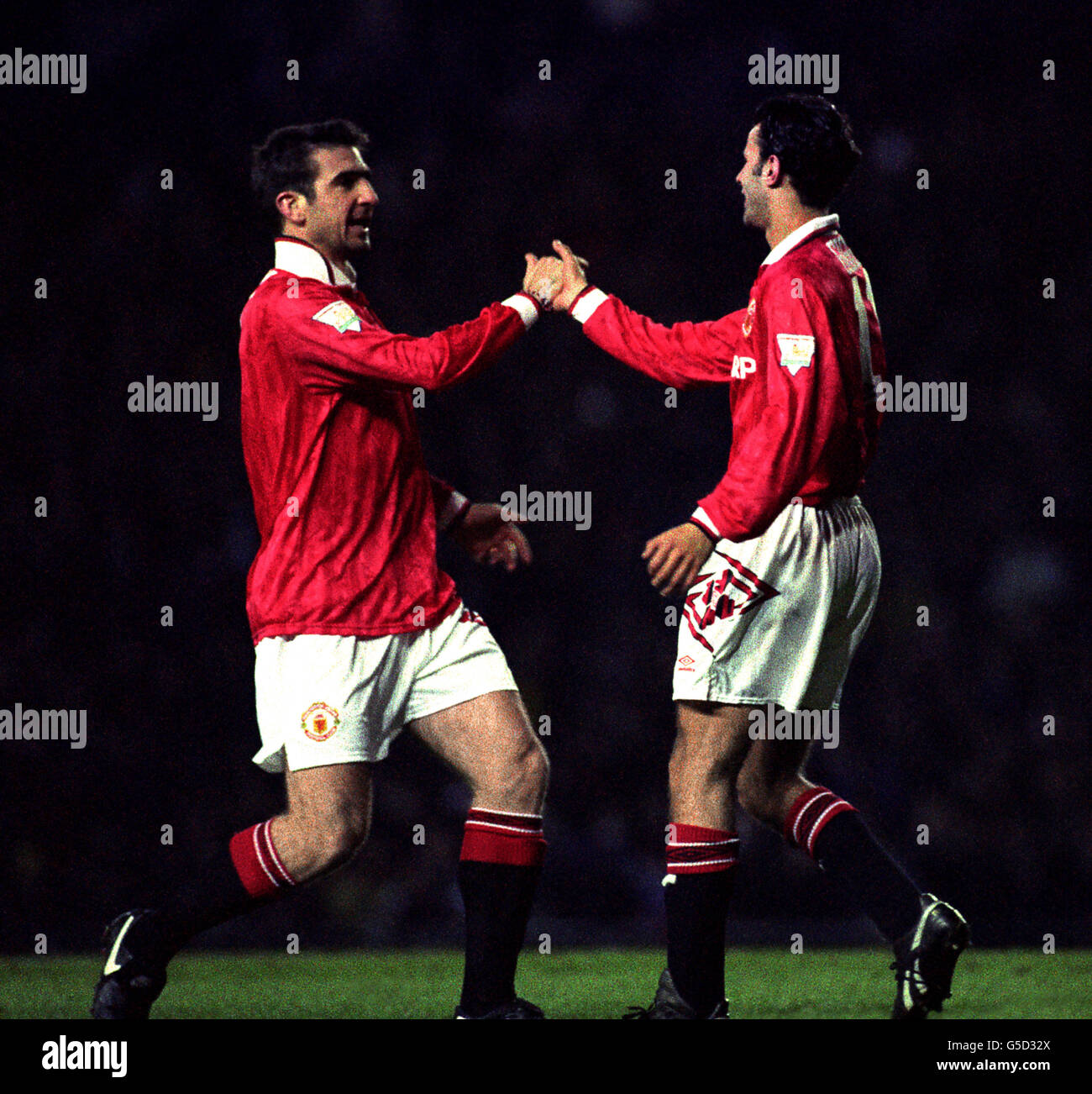 Giggs: Zlatan Ibrahimovic has the same aura as Eric Cantona - and is