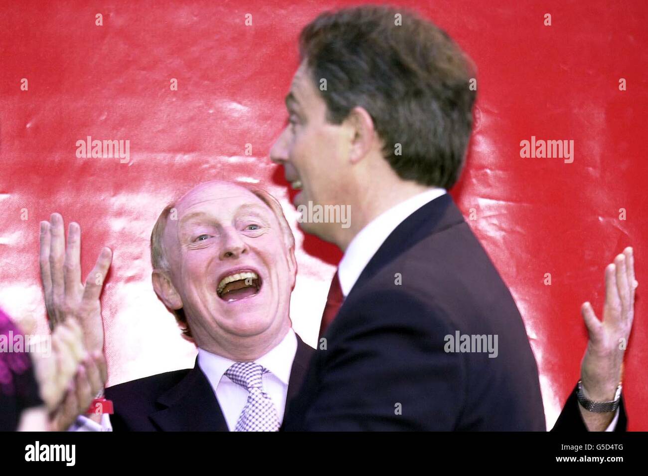 Выборы 2001 года. Тони Блэр и Ельцин.