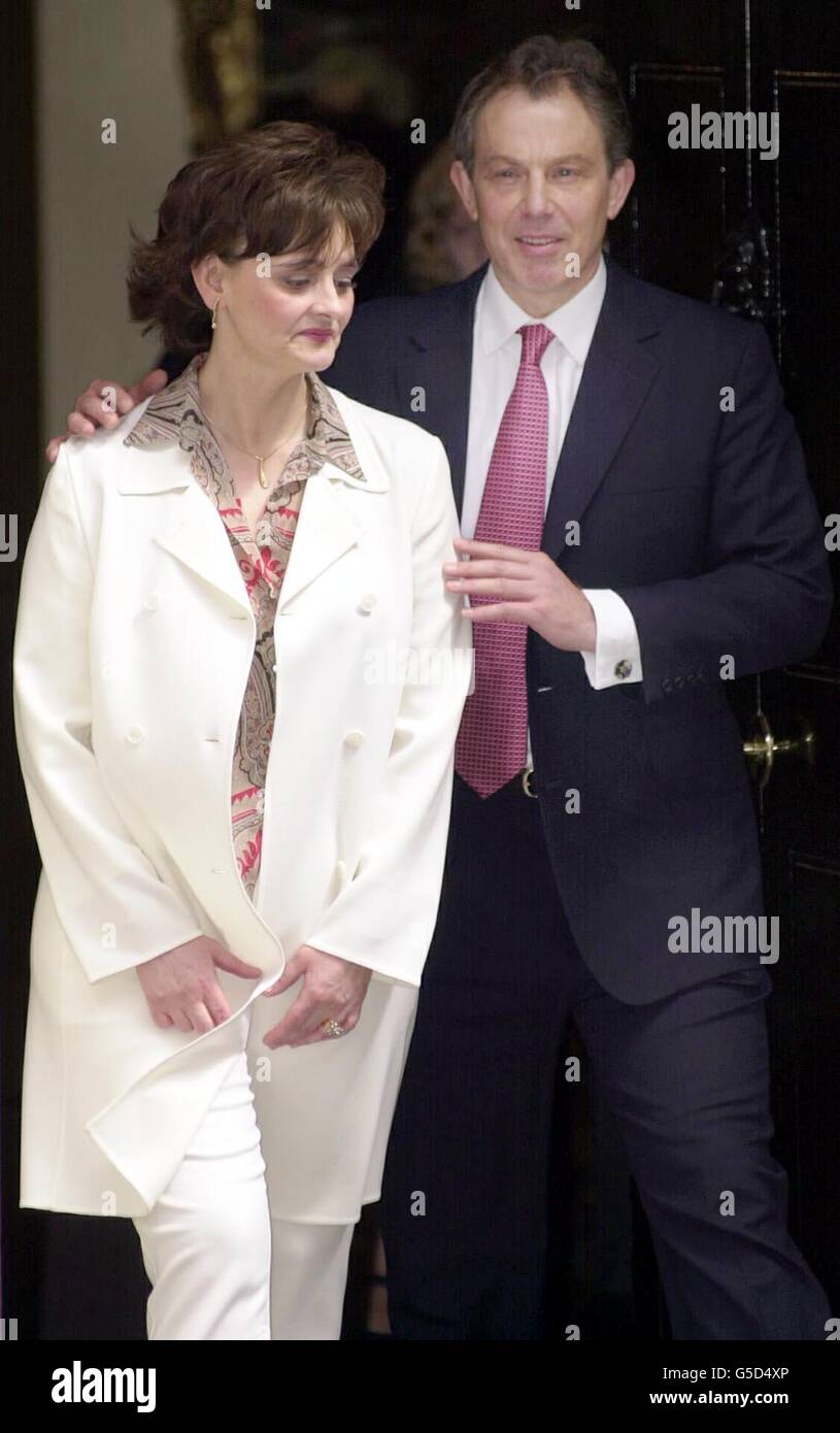 General Election result Blair Stock Photo - Alamy
