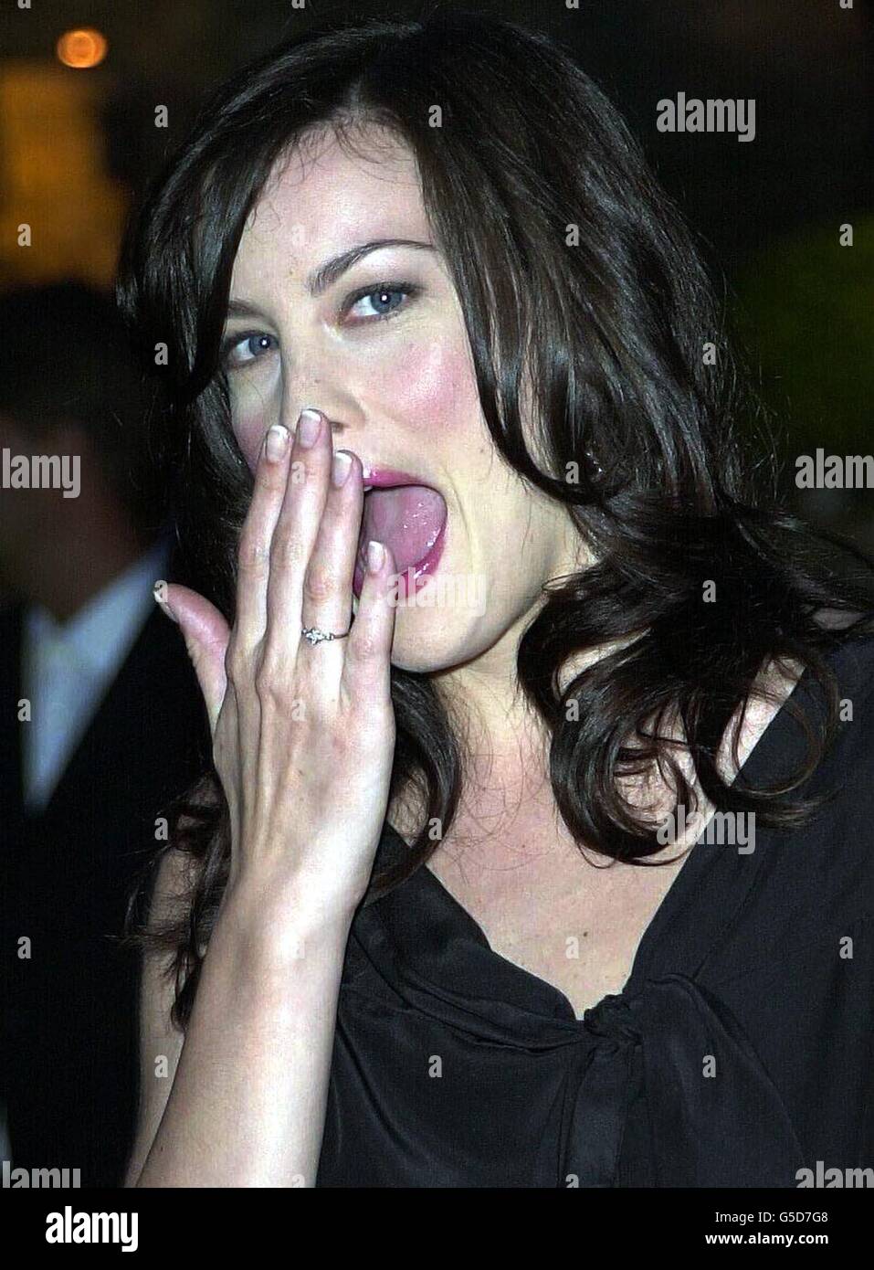 Liv Tayler yalangoch