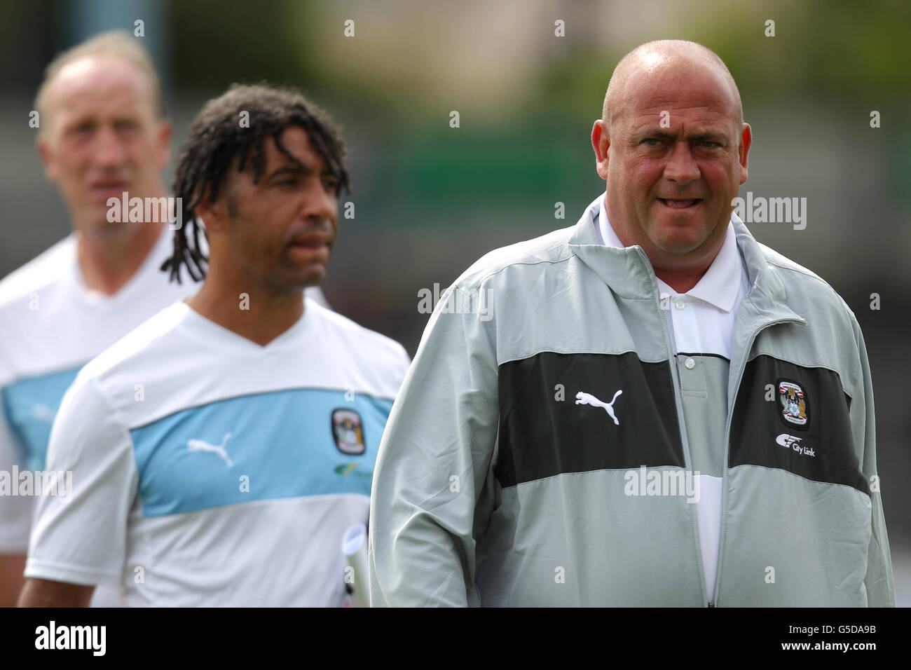 Soccer - Pre Season Friendly - Bristol Rovers v Coventry City - Memorial Ground. Coventry City manager Andy Thorn (right) and coach Richard Shaw before the match Stock Photo